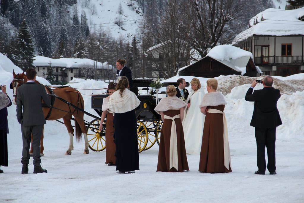 Hotel Lyshaus Гресоне Сен Жан Екстериор снимка