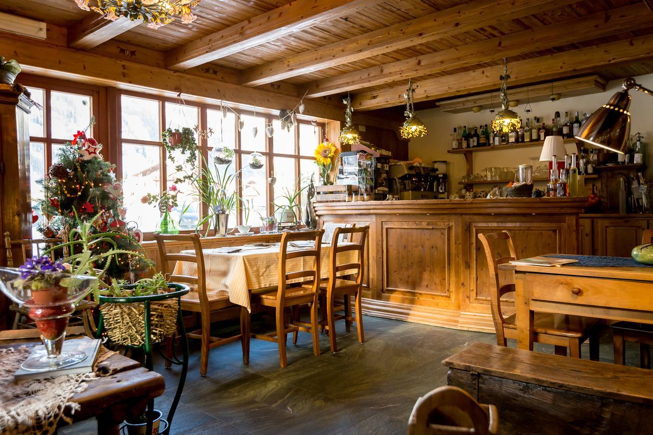 Hotel Lyshaus Гресоне Сен Жан Екстериор снимка