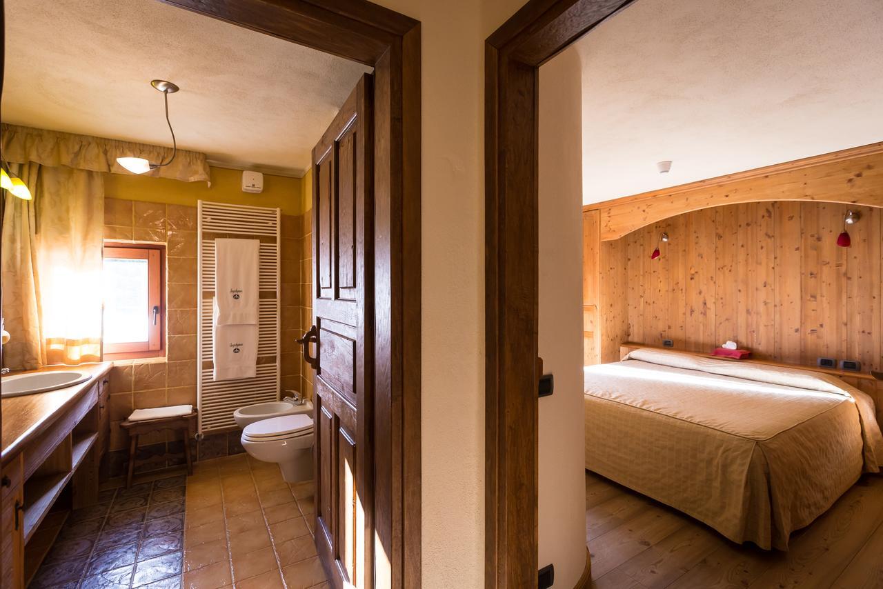 Hotel Lyshaus Гресоне Сен Жан Екстериор снимка