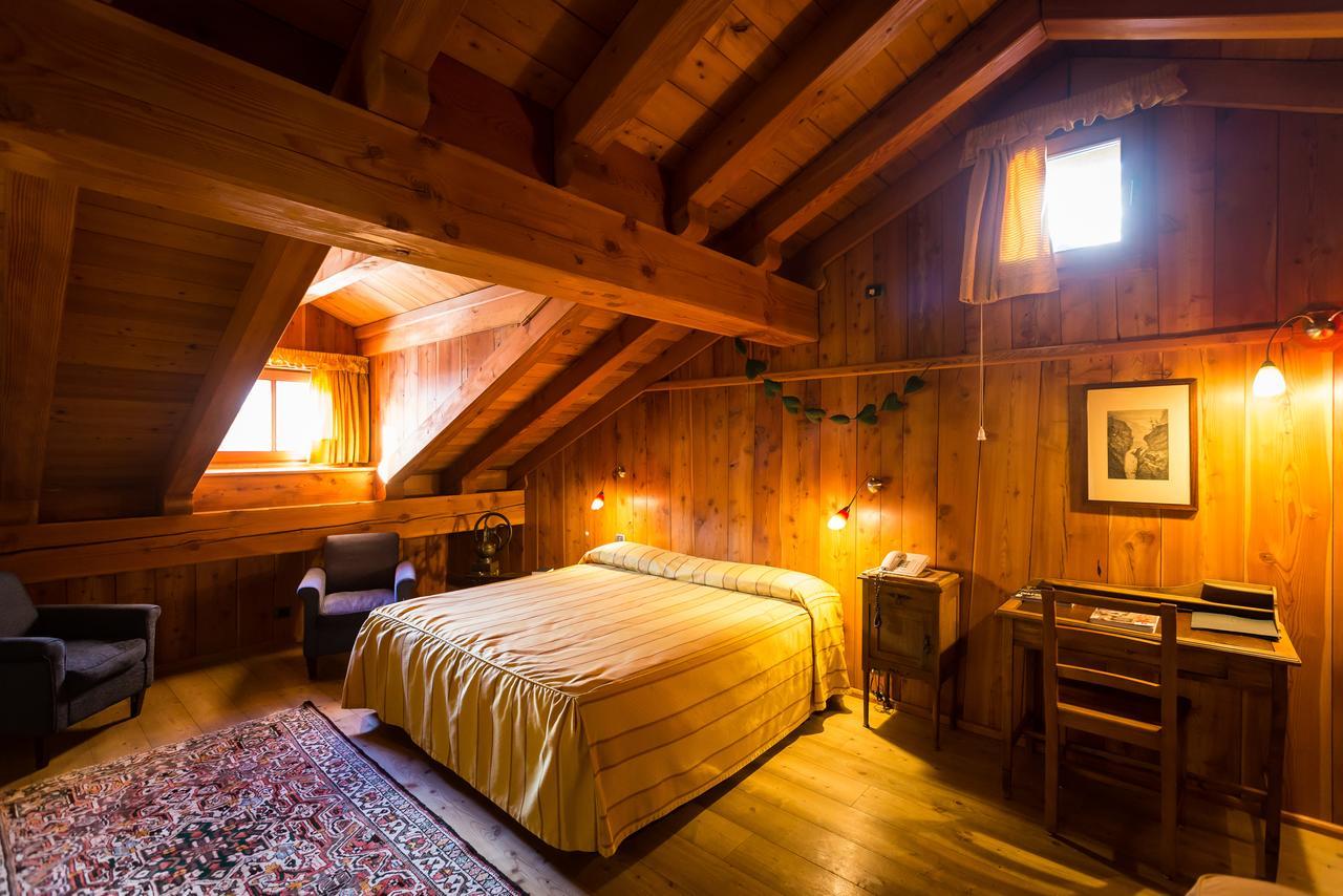 Hotel Lyshaus Гресоне Сен Жан Екстериор снимка