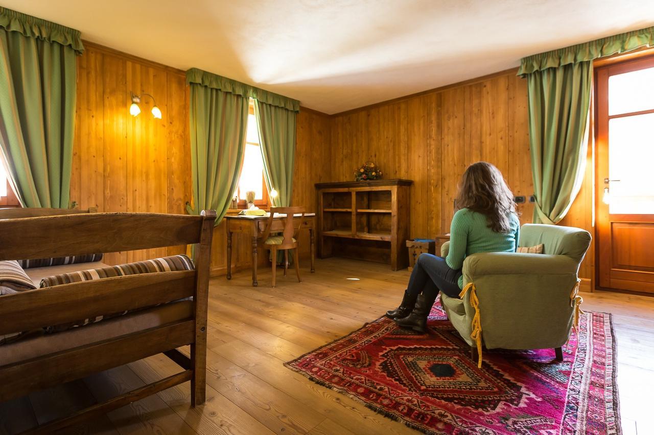 Hotel Lyshaus Гресоне Сен Жан Стая снимка