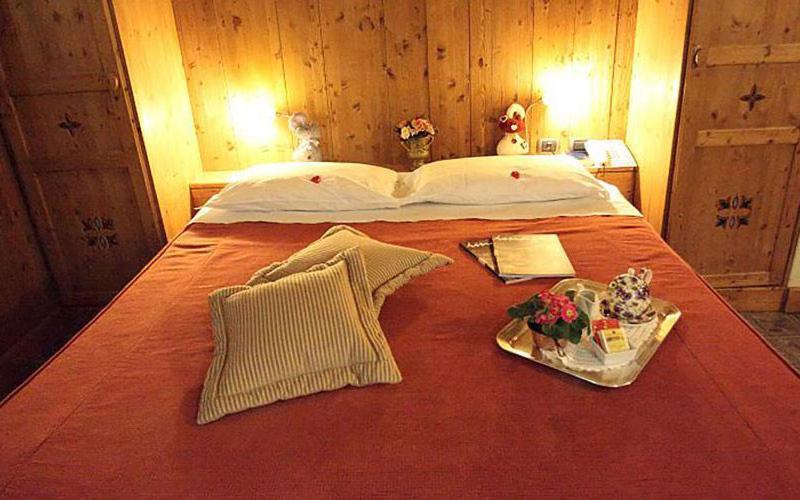 Hotel Lyshaus Гресоне Сен Жан Екстериор снимка
