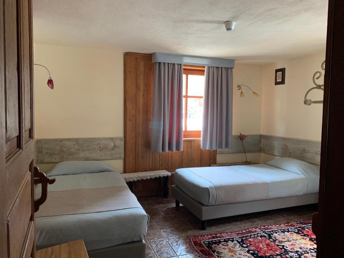 Hotel Lyshaus Гресоне Сен Жан Екстериор снимка